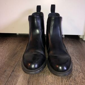 Dr. Martens Flora Chelsea Boot UK6/ US Women’s 8